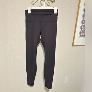 Brand New Lululemon Wunder Under Leggings, Size 8